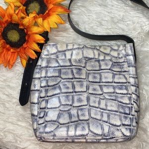 🌺 RARE UNIQUE GENUINE LEATHER crossbody bag 🌺